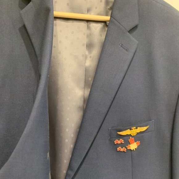 Perry Ellis Portfolio Slim Fit Suit Jacket with vintage pins! - Picture 7 of 11